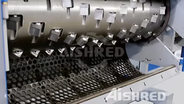 Trituradora Industrial GEP ECOTECH en el Reciclaje de Fibra de Vidrio