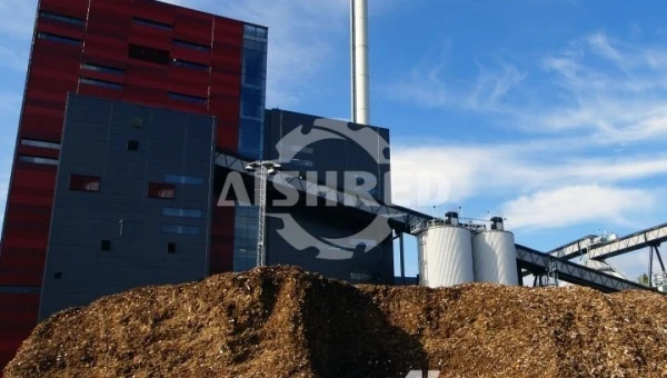 Varias Trituradoras Industriales para el uso de Bioenergía