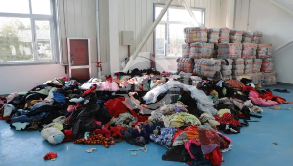 Desde Residuos a Combustible: Línea de Triturado de Residuos Textiles