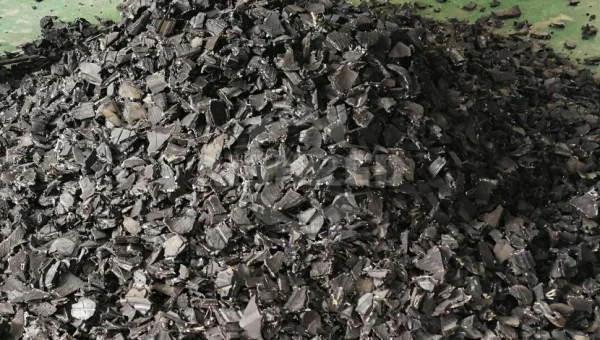 Neumáticos Fuera de Uso como Combustible Alternativo en Hornos de Cemento